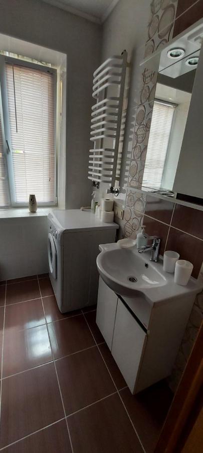 Stylish Deluxe apartment!!! Lviv Extérieur photo