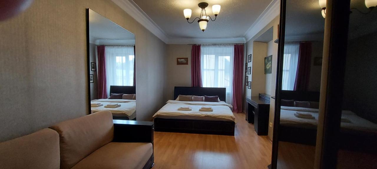 Stylish Deluxe apartment!!! Lviv Extérieur photo